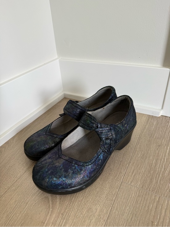 Shoes - Algeria Iridescent metallic oil-slick Mary Jane’s whimsygoth chunky comfort clog